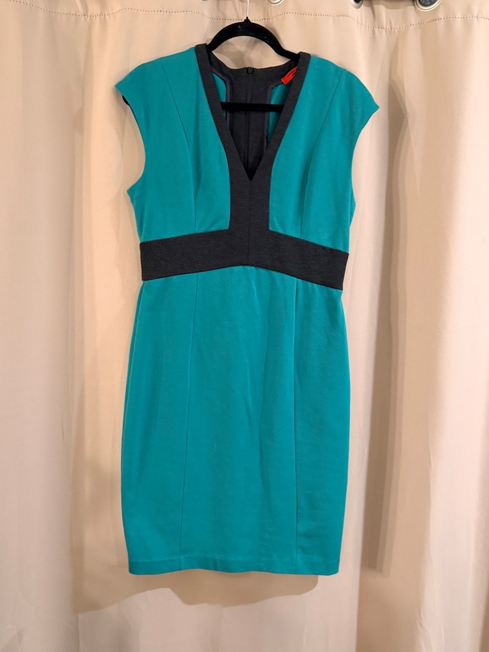 Women’s Narciso Rodriguez Green & Gray Dress